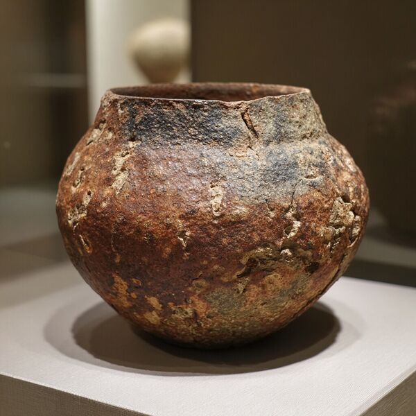 Vaizdas:Shigaraki ware.jpg